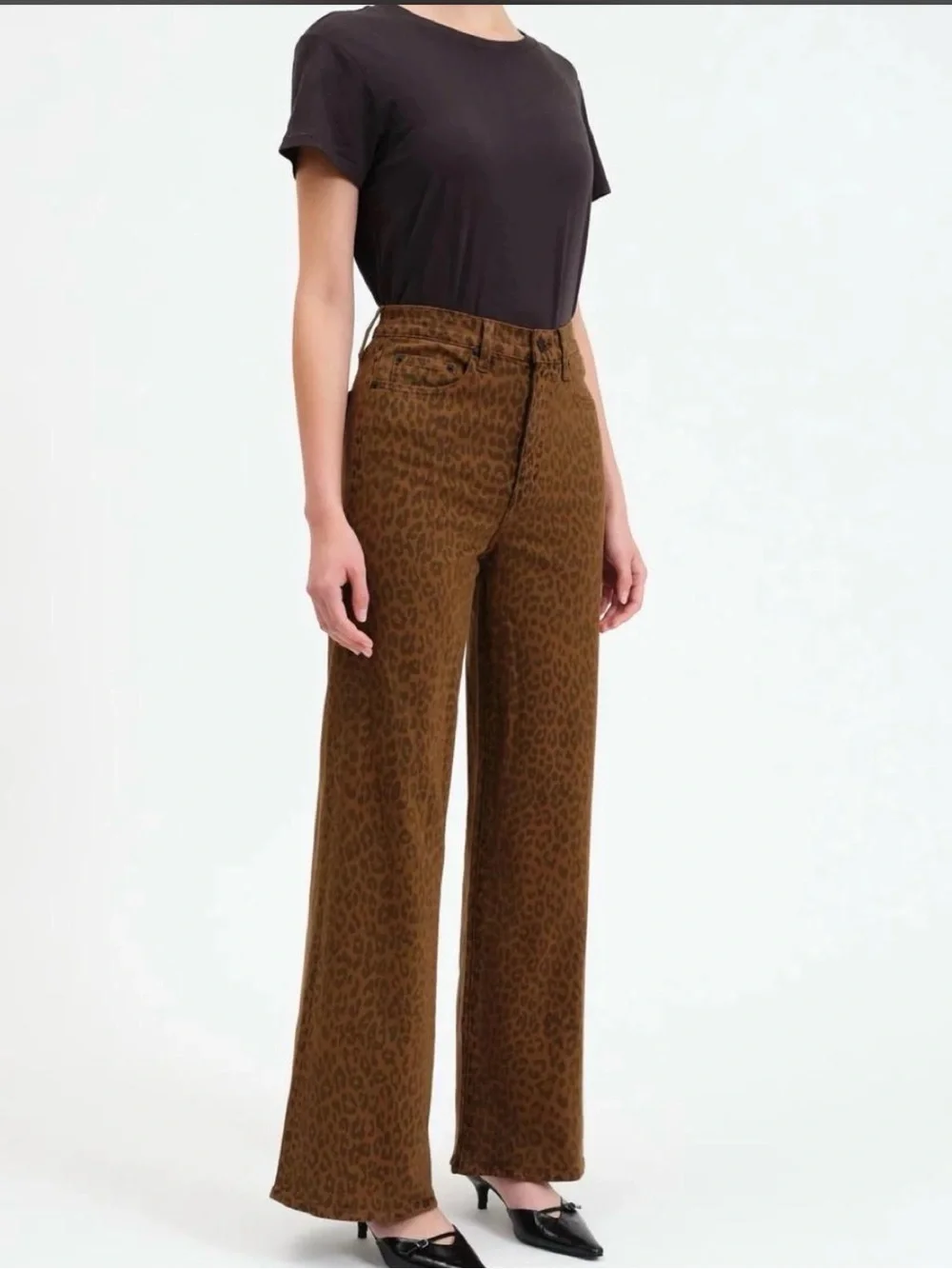 Daze High-Rise Brown Leopard Wide Leg Jeans - Picture 2 of 6